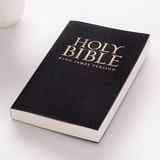 KJV Gift & Award Bible Black (Black Letter Edition) Paperback - Thumbnail 4