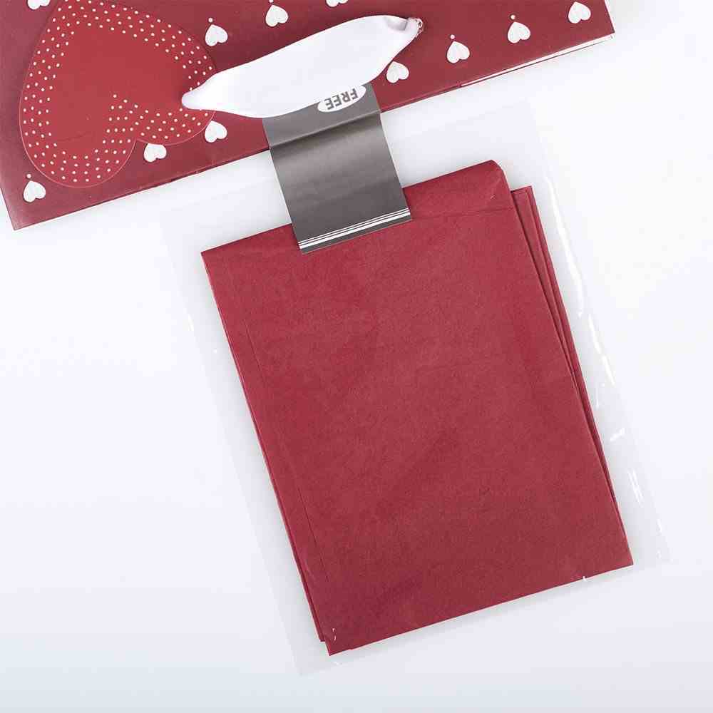 Gift Bag Medium: Let All That You Do Be Done in Love, Red With Small White Hearts (1 Cor 16:14) Stationery