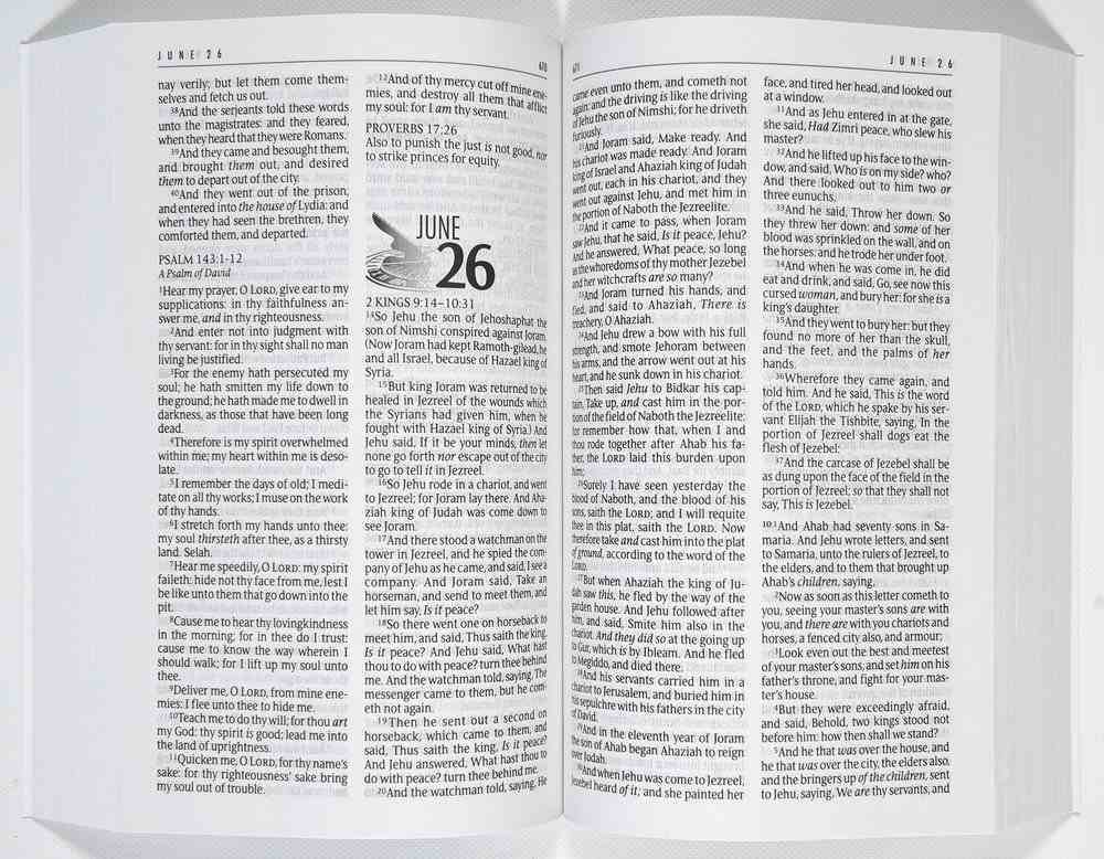 KJV One Year Bible (Black Letter Edition) Paperback